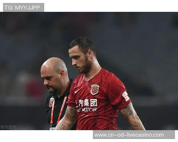 小威与阿扎伦卡激战再续网坛传奇对决引发球迷热议